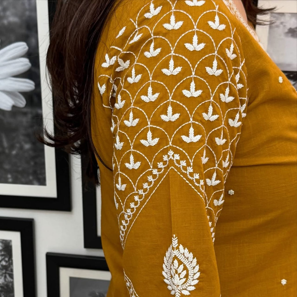 Strength kurta style.. 💐